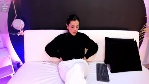Snapshot of ada_monroe10 chatting on 02/26/26, 02:16 online show from 02/26/26, 02:16