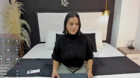 Snapshot of ada_monroe10 chatting on 06/10/26, 02:05 online show from 06/10/26, 02:05