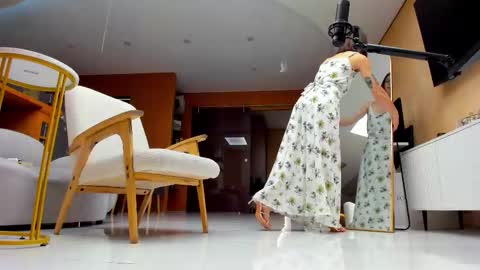 Ada   online show from 10/18/25, 05:25