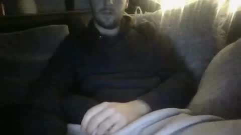 adam0910 online show from 01/01/25, 10:24