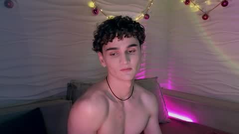 Adam online show from 01/05/25, 07:28