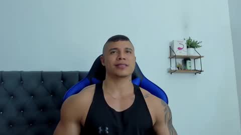 adam boss online show from 11/15/25, 06:33