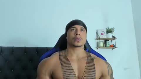 adam boss online show from 07/23/26, 07:28