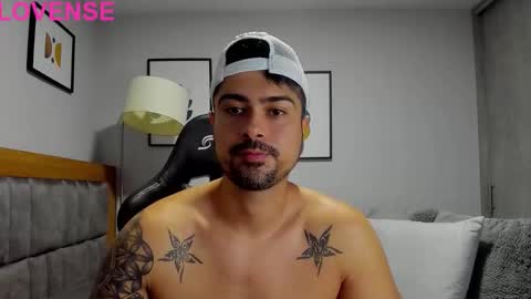 Snapshot of adam_clarke chatting on 10/08/25, 03:15 adam clarke online show from 10/08/25, 03:15