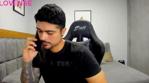 Snapshot of adam_clarke chatting on 10/22/25, 12:00 adam clarke online show from 10/22/25, 12:00