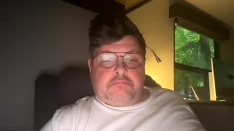 adam_d215 online show from 07/27/26, 10:44