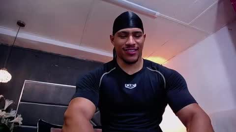 adam_fit19cm online show from 02/02/26, 01:54
