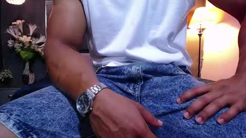 adam_fit19cm online show from 03/16/26, 01:59