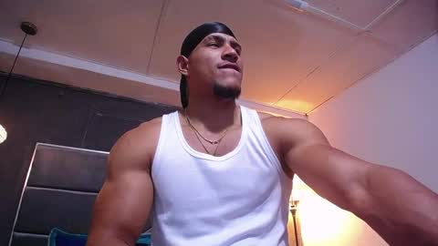 adam_fit19cm online show from 03/21/26, 02:16