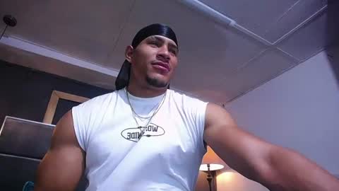 adam_fit19cm online show from 06/22/26, 01:52