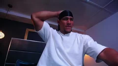adam_fit19cm online show from 07/04/26, 01:50