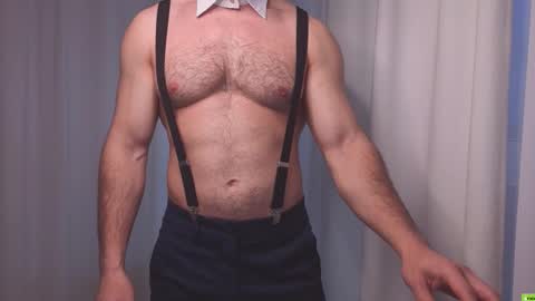 Snapshot of adam_muscle_ chatting on 10/29/25, 01:24 Adam online show from 10/29/25, 01:24