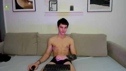 Snapshot of adam_porrter chatting on 11/30/25, 05:39 Adam online show from 11/30/25, 05:39