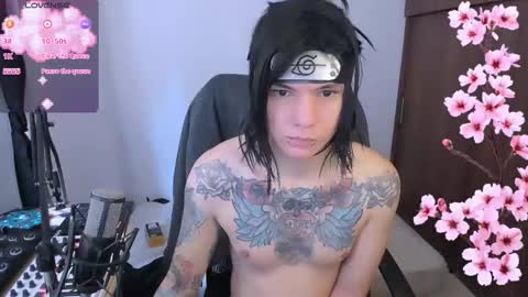 Snapshot of adam_rocket chatting on 02/19/26, 04:03 Adam online show from 02/19/26, 04:03
