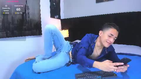 adam_walker_1 online show from 07/09/26, 03:38