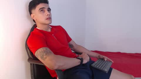 Snapshot of adama_soa chatting on 09/19/25, 07:21 Hello guys excuse my absence I will be absent for several days for health reasons I hope you understand thank you very much. online show from 09/19/25, 07:21