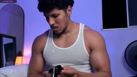 adambrocs1 online show from 06/04/26, 03:12