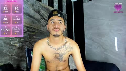 Snapshot of adamparker_ chatting on 02/26/25, 06:32 adamparker_ online show from 02/26/25, 06:32