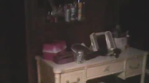 Snapshot of adamsny chatting on 09/15/25, 05:40 adamsny online show from 09/15/25, 05:40