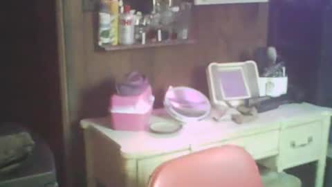 Snapshot of adamsny chatting on 10/28/25, 11:47 adamsny online show from 10/28/25, 11:47