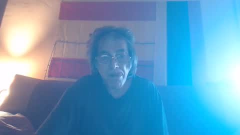 Snapshot of adan51 chatting on 05/29/26, 04:16 Adan online show from 05/29/26, 04:16