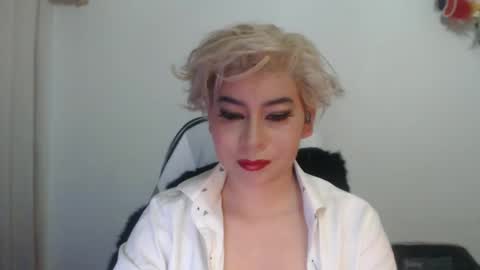 adan_romanoff online show from 12/18/25, 07:14