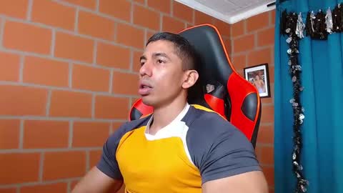 Snapshot of adan_sin1 chatting on 01/02/25, 04:13 Adan Sin online show from 01/02/25, 04:13