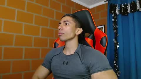 Snapshot of adan_sin1 chatting on 01/04/25, 03:49 Adan Sin online show from 01/04/25, 03:49