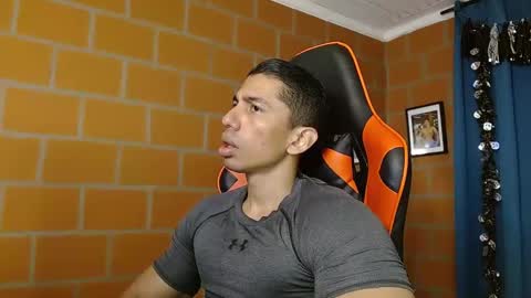 Snapshot of adan_sin1 chatting on 03/03/25, 02:15 Adan Sin online show from 03/03/25, 02:15
