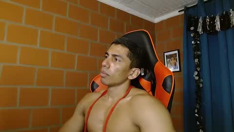 Snapshot of adan_sin1 chatting on 03/05/25, 06:23 Adan Sin online show from 03/05/25, 06:23