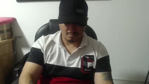    online show from 12/15/25, 07:23