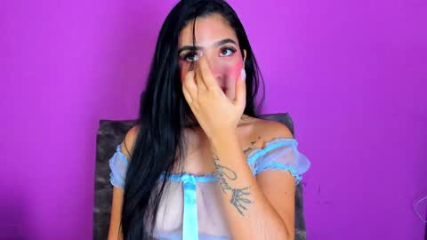  Adara Johnson  online show from 12/17/24, 11:39