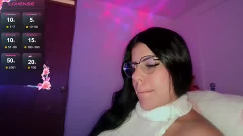 Adara online show from 07/30/26, 06:51