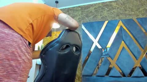 Snapshot of adbel_sady chatting on 10/04/25, 11:08 adbel sady online show from 10/04/25, 11:08