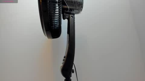 Snapshot of adbel_sady chatting on 10/21/25, 11:11 adbel sady online show from 10/21/25, 11:11