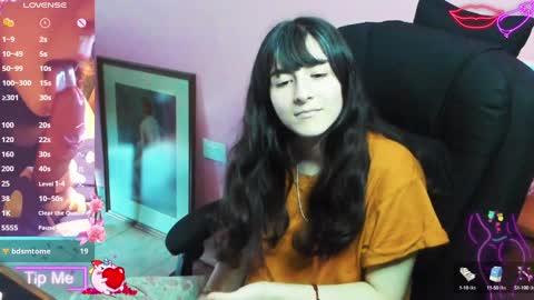 Addict Couple online show from 12/02/24, 11:45