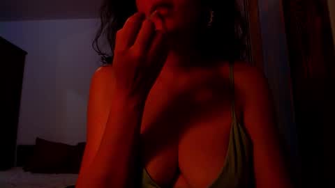 Snapshot of addicted2uts chatting on 10/16/25, 01:45 amy        online show from 10/16/25, 01:45