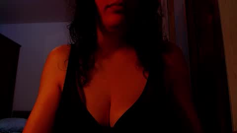 Snapshot of addicted2uts chatting on 11/03/25, 12:50 amy        online show from 11/03/25, 12:50