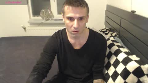 Snapshot of addictedgammer chatting on 10/29/25, 01:19 addictedgammer online show from 10/29/25, 01:19