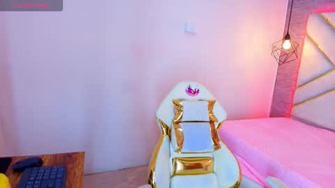 addy__02 online show from 10/28/25, 11:36