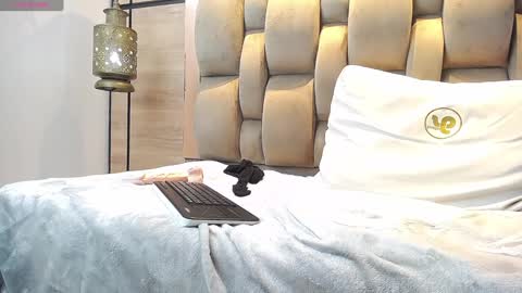 adela chase online show from 01/06/25, 05:41