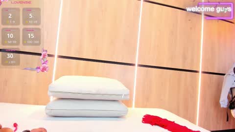 adela chase online show from 10/21/25, 02:45