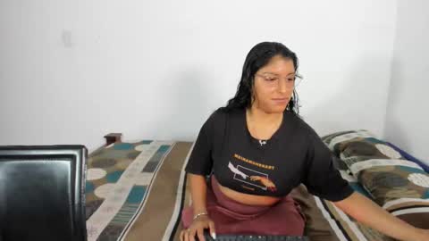 Snapshot of adelaandsharick chatting on 10/25/25, 04:42 adelaandsharick online show from 10/25/25, 04:42