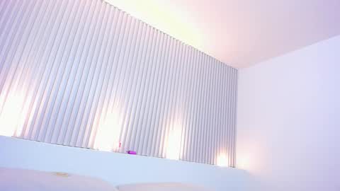 Adelaine Brow online show from 11/06/25, 08:54