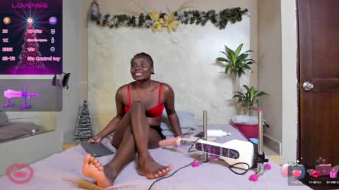 Snapshot of adele_89 chatting on 12/12/24, 08:10 Adele online show from 12/12/24, 08:10