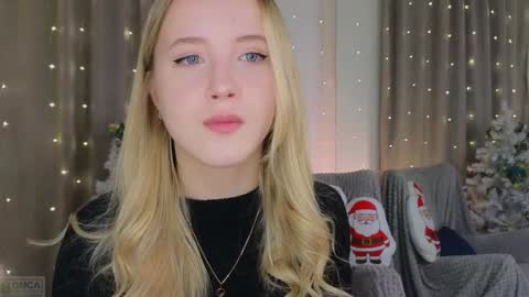 Adele online show from 12/14/24, 06:30