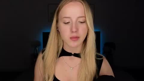 Adele online show from 07/06/26, 09:06