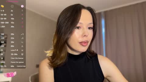 Snapshot of adele_bel chatting on 06/10/26, 11:46 adele_bel online show from 06/10/26, 11:46