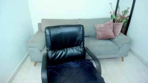 Snapshot of adele_sweett chatting on 03/03/26, 11:27 Carolina online show from 03/03/26, 11:27