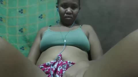 adelealy online show from 03/05/25, 01:39